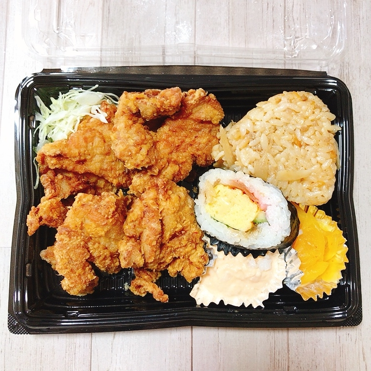 資さんうどんからあげ弁当